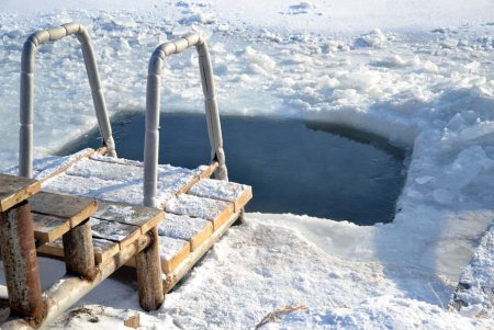 Перечень мест, в том числе на водных объектах, планируемых к оборудованию прорубей и купелей для совершения обряда крещенского купания и время проведения