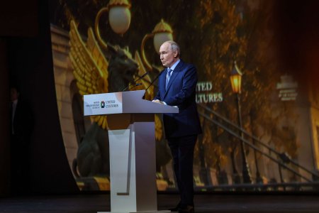 Петербург наводит мосты: культурные и промышленные